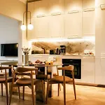Luxurious Huge Flat With Large Terrace
