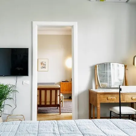 Luxurious Huge Flat With Large Terrace