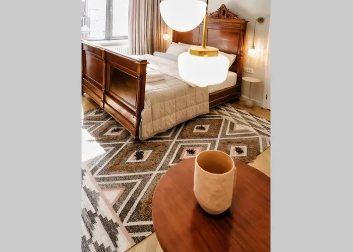 Luxurious Huge Flat With Large Terrace *