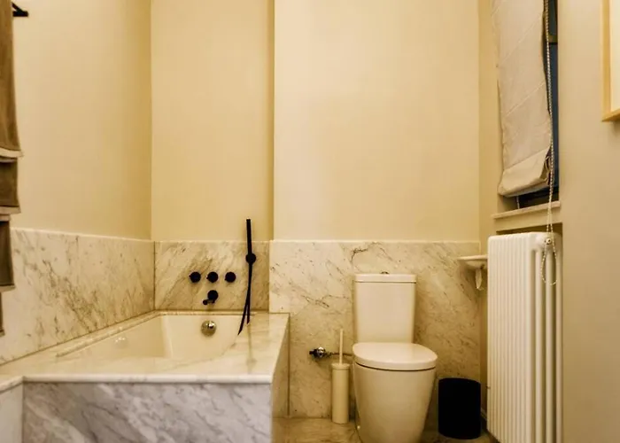 Luxurious Huge Flat With Large Terrace