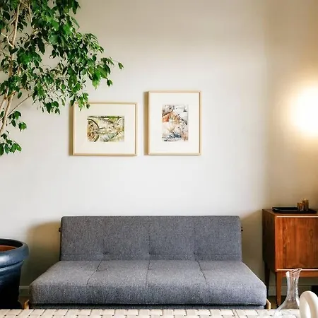 Appartement Luxurious Huge Flat With Large Terrace Boekarest
