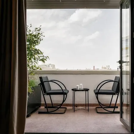 Apartment Luxurious Huge Flat With Large Terrace *