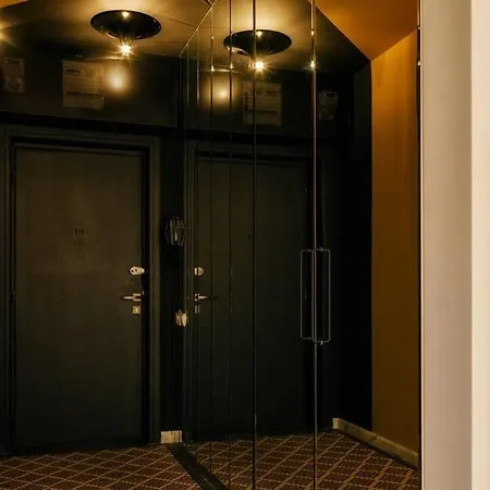 Appartement Luxurious Huge Flat With Large Terrace Boekarest