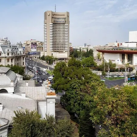 Appartement Luxurious Huge Flat With Large Terrace Boekarest